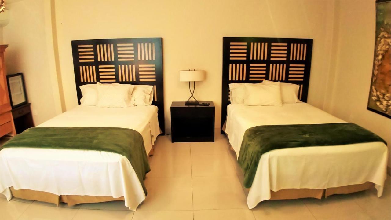 Hotel Del Angel Γκουανταλαχάρα Εξωτερικό φωτογραφία