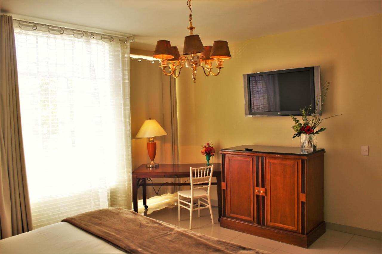 Hotel Del Angel Γκουανταλαχάρα Εξωτερικό φωτογραφία
